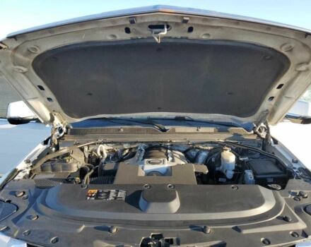 Белый Кадиллак Эскалейд, объемом двигателя 6.2 л и пробегом 210 тыс. км за 22600 $, фото 11 на Automoto.ua