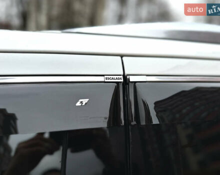 Белый Кадиллак Эскалейд, объемом двигателя 6.2 л и пробегом 125 тыс. км за 45999 $, фото 55 на Automoto.ua