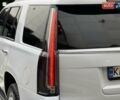 Белый Кадиллак Эскалейд, объемом двигателя 6.2 л и пробегом 126 тыс. км за 35500 $, фото 6 на Automoto.ua