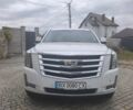 Кадиллак Эскалейд 2016 в Хмельницком на Automoto.ua Белый Кадиллак Эскалейд, объемом двигателя 6.2 л и пробегом 125 тыс. км за 40000 $, фото 9 на Automoto.ua