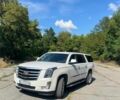 Белый Кадиллак Эскалейд, объемом двигателя 0 л и пробегом 114 тыс. км за 39999 $, фото 20 на Automoto.ua