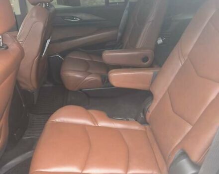 Кадиллак Эскалейд 2016 в Хмельницком на Automoto.ua Белый Кадиллак Эскалейд, объемом двигателя 6.2 л и пробегом 125 тыс. км за 40000 $, фото 1 на Automoto.ua