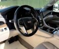 Білий Каділак Ескалейд, об'ємом двигуна 6.2 л та пробігом 150 тис. км за 50300 $, фото 12 на Automoto.ua