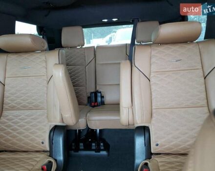 Білий Каділак Ескалейд, об'ємом двигуна 3 л та пробігом 45 тис. км за 20000 $, фото 9 на Automoto.ua