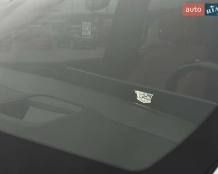Каділак Ескалейд 2021 у Чернівцях на Automoto.ua Білий Каділак Ескалейд, об'ємом двигуна 6.16 л та пробігом 54 тис. км за 115000 $, фото 12 на Automoto.ua