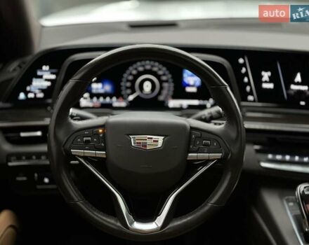 Каділак Ескалейд 2021 у Чернівцях на Automoto.ua Білий Каділак Ескалейд, об'ємом двигуна 6.16 л та пробігом 54 тис. км за 115000 $, фото 38 на Automoto.ua