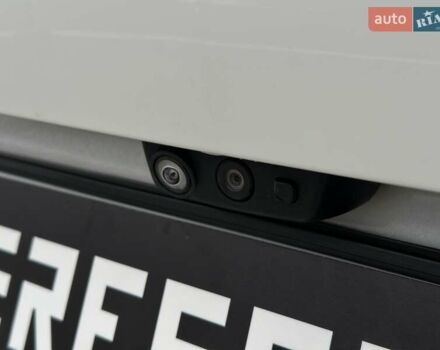 Каділак Ескалейд 2021 у Чернівцях на Automoto.ua Білий Каділак Ескалейд, об'ємом двигуна 6.16 л та пробігом 54 тис. км за 115000 $, фото 23 на Automoto.ua