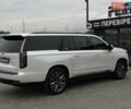 Каділак Ескалейд 2021 у Чернівцях на Automoto.ua Білий Каділак Ескалейд, об'ємом двигуна 6.16 л та пробігом 54 тис. км за 115000 $, фото 18 на Automoto.ua