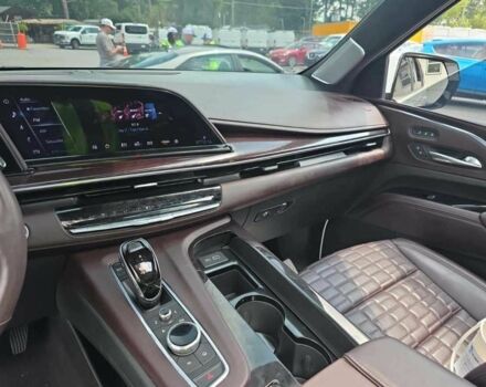 Білий Каділак Ескалейд, об'ємом двигуна 0 л та пробігом 46 тис. км за 77600 $, фото 4 на Automoto.ua