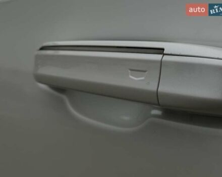 Каділак Ескалейд 2021 у Чернівцях на Automoto.ua Білий Каділак Ескалейд, об'ємом двигуна 6.16 л та пробігом 54 тис. км за 115000 $, фото 13 на Automoto.ua