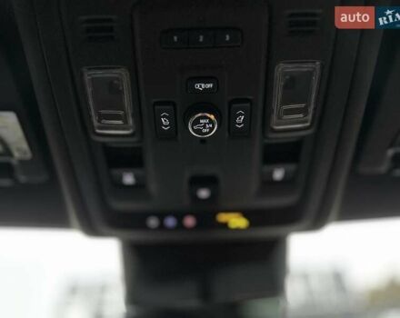 Каділак Ескалейд 2021 у Чернівцях на Automoto.ua Білий Каділак Ескалейд, об'ємом двигуна 6.16 л та пробігом 54 тис. км за 115000 $, фото 49 на Automoto.ua