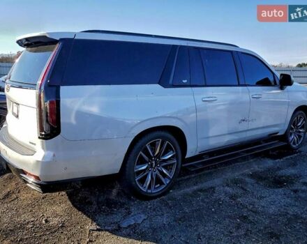 Белый Кадиллак Эскалейд, объемом двигателя 3 л и пробегом 42 тыс. км за 30000 $, фото 2 на Automoto.ua