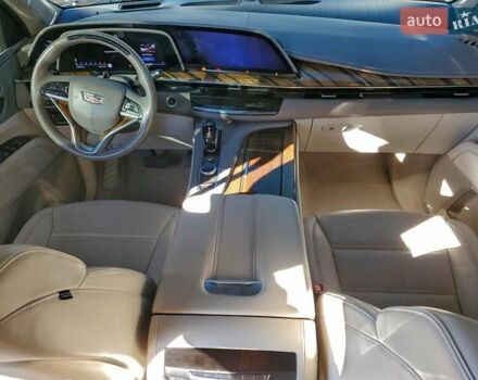 Белый Кадиллак Эскалейд, объемом двигателя 3 л и пробегом 42 тыс. км за 30000 $, фото 7 на Automoto.ua