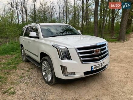 Кадиллак Эскалейд 2019 в Виннице на Automoto.ua Белый Кадиллак Эскалейд, объемом двигателя 6.2 л и пробегом 43 тыс. км за 59000 $, фото 1 на Automoto.ua