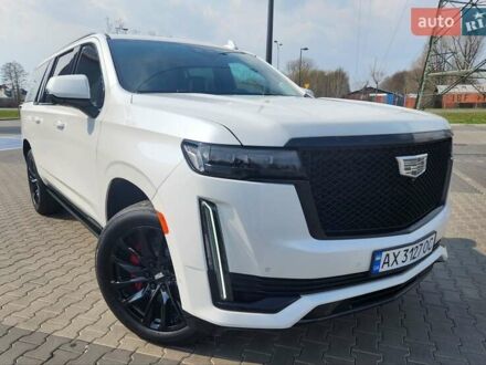 Каділак Ескалейд 2022 у Києві на Automoto.ua Білий Каділак Ескалейд, об'ємом двигуна 6.16 л та пробігом 49 тис. км за 120000 $, фото 1 на Automoto.ua