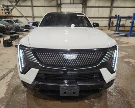 Білий Каділак Ескалейд, об'ємом двигуна 0 л та пробігом 8 тис. км за 113100 $, фото 1 на Automoto.ua