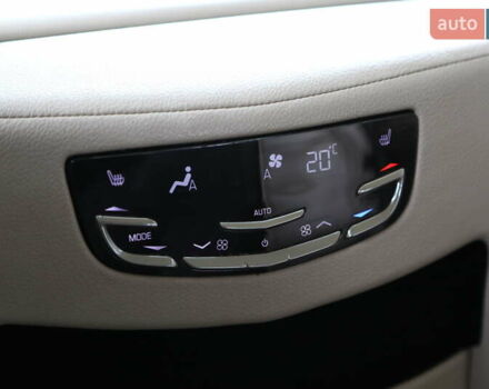 Кадиллак Эскалейд 2014 в Харькове на Automoto.ua Бежевый Кадиллак Эскалейд, объемом двигателя 6.2 л и пробегом 101 тыс. км за 31500 $, фото 19 на Automoto.ua