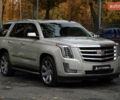 Кадиллак Эскалейд 2014 в Харькове на Automoto.ua Бежевый Кадиллак Эскалейд, объемом двигателя 6.2 л и пробегом 101 тыс. км за 31500 $, фото 2 на Automoto.ua