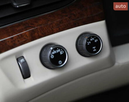 Кадиллак Эскалейд 2014 в Харькове на Automoto.ua Бежевый Кадиллак Эскалейд, объемом двигателя 6.2 л и пробегом 101 тыс. км за 31500 $, фото 22 на Automoto.ua