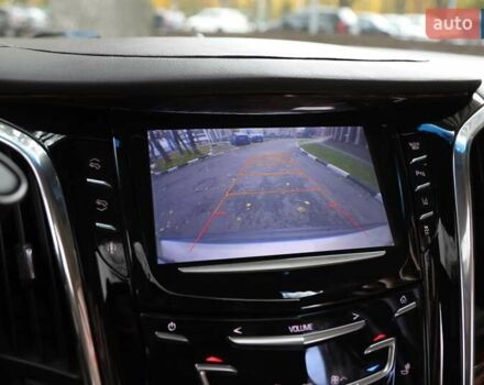 Кадиллак Эскалейд 2014 в Харькове на Automoto.ua Бежевый Кадиллак Эскалейд, объемом двигателя 6.2 л и пробегом 101 тыс. км за 31500 $, фото 17 на Automoto.ua