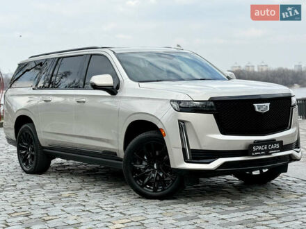 Каділак Ескалейд 2020 у Києві на Automoto.ua Бежевий Каділак Ескалейд, об'ємом двигуна 6.2 л та пробігом 43 тис. км за 84000 $, фото 1 на Automoto.ua