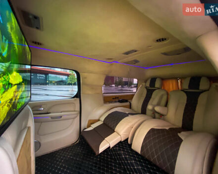 Черный Кадиллак Эскалейд, объемом двигателя 6.2 л и пробегом 180 тыс. км за 46830 $, фото 2 на Automoto.ua