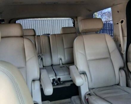 Чорний Каділак Ескалейд, об'ємом двигуна 6.2 л та пробігом 115 тис. км за 12500 $, фото 2 на Automoto.ua