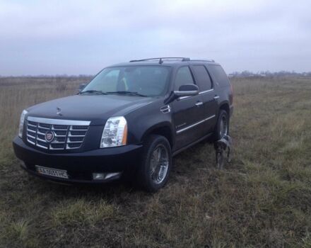 Черный Кадиллак Эскалейд, объемом двигателя 6.2 л и пробегом 180 тыс. км за 12999 $, фото 22 на Automoto.ua