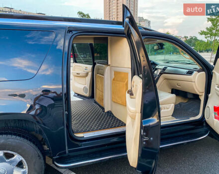 Черный Кадиллак Эскалейд, объемом двигателя 6.2 л и пробегом 180 тыс. км за 46830 $, фото 8 на Automoto.ua