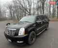 Чорний Каділак Ескалейд, об'ємом двигуна 6.2 л та пробігом 250 тис. км за 14000 $, фото 10 на Automoto.ua