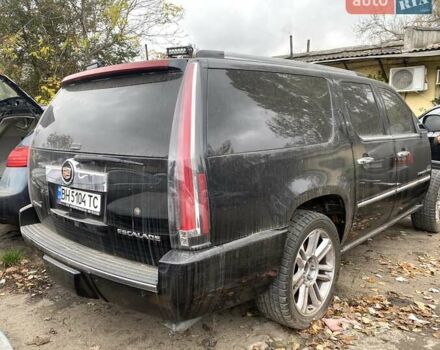 Черный Кадиллак Эскалейд, объемом двигателя 6.2 л и пробегом 167 тыс. км за 11000 $, фото 3 на Automoto.ua