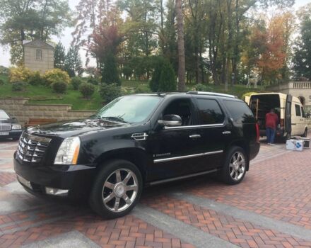 Черный Кадиллак Эскалейд, объемом двигателя 6.2 л и пробегом 180 тыс. км за 12999 $, фото 12 на Automoto.ua