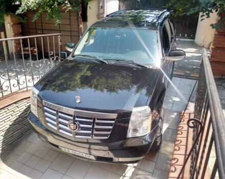 Черный Кадиллак Эскалейд, объемом двигателя 6.2 л и пробегом 180 тыс. км за 12999 $, фото 3 на Automoto.ua