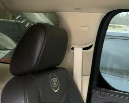 Черный Кадиллак Эскалейд, объемом двигателя 6.2 л и пробегом 167 тыс. км за 11000 $, фото 7 на Automoto.ua