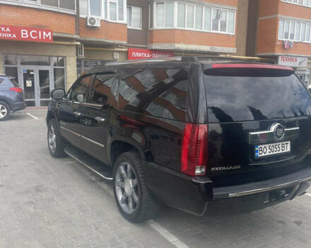 Черный Кадиллак Эскалейд, объемом двигателя 6.2 л и пробегом 270 тыс. км за 17777 $, фото 5 на Automoto.ua