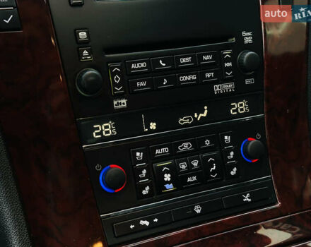 Черный Кадиллак Эскалейд, объемом двигателя 6.16 л и пробегом 255 тыс. км за 14900 $, фото 30 на Automoto.ua