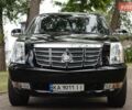 Чорний Каділак Ескалейд, об'ємом двигуна 6.2 л та пробігом 230 тис. км за 22999 $, фото 1 на Automoto.ua