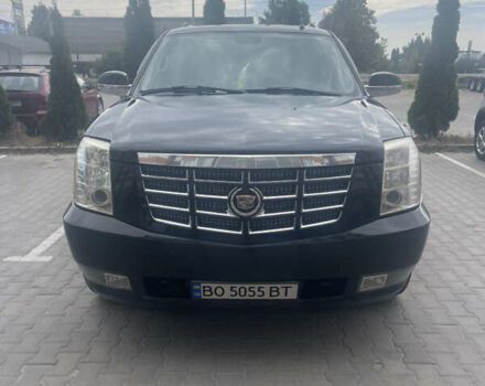 Черный Кадиллак Эскалейд, объемом двигателя 6.2 л и пробегом 270 тыс. км за 17777 $, фото 1 на Automoto.ua