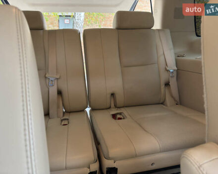 Кадиллак Эскалейд 2008 в Виннице на Automoto.ua Черный Кадиллак Эскалейд, объемом двигателя 6.2 л и пробегом 250 тыс. км за 15950 $, фото 16 на Automoto.ua