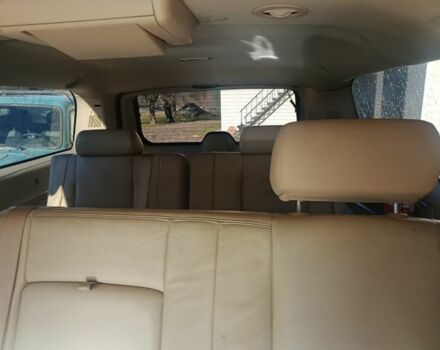 Черный Кадиллак Эскалейд, объемом двигателя 0 л и пробегом 240 тыс. км за 8000 $, фото 2 на Automoto.ua