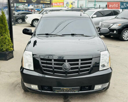 Черный Кадиллак Эскалейд, объемом двигателя 6.16 л и пробегом 255 тыс. км за 14900 $, фото 7 на Automoto.ua