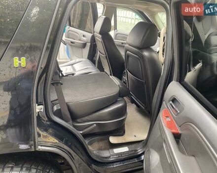 Кадиллак Эскалейд 2008 в Днепре (Днепропетровске) на Automoto.ua Черный Кадиллак Эскалейд, объемом двигателя 6 л и пробегом 154 тыс. км за 20000 $, фото 18 на Automoto.ua