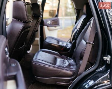 Чорний Каділак Ескалейд, об'ємом двигуна 6.16 л та пробігом 250 тис. км за 26999 $, фото 16 на Automoto.ua