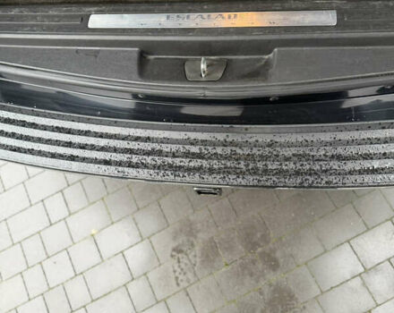 Черный Кадиллак Эскалейд, объемом двигателя 6.18 л и пробегом 231 тыс. км за 29500 $, фото 79 на Automoto.ua