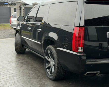 Черный Кадиллак Эскалейд, объемом двигателя 6.18 л и пробегом 231 тыс. км за 29500 $, фото 17 на Automoto.ua