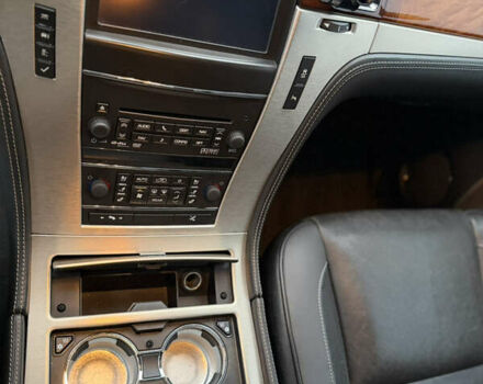 Черный Кадиллак Эскалейд, объемом двигателя 6.18 л и пробегом 231 тыс. км за 29500 $, фото 44 на Automoto.ua