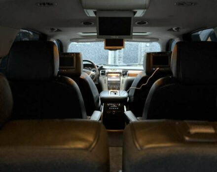 Черный Кадиллак Эскалейд, объемом двигателя 6.18 л и пробегом 231 тыс. км за 29500 $, фото 77 на Automoto.ua