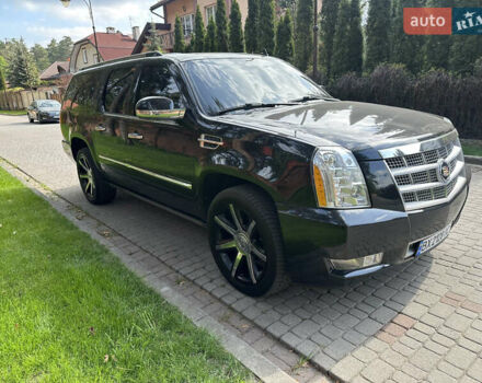 Кадиллак Эскалейд 2013 в Львове на Automoto.ua Черный Кадиллак Эскалейд, объемом двигателя 6.18 л и пробегом 300 тыс. км за 19500 $, фото 8 на Automoto.ua