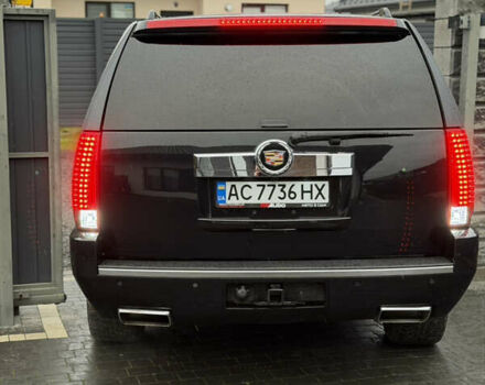 Черный Кадиллак Эскалейд, объемом двигателя 6.18 л и пробегом 231 тыс. км за 29500 $, фото 13 на Automoto.ua