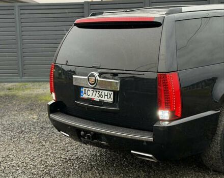 Черный Кадиллак Эскалейд, объемом двигателя 6.18 л и пробегом 231 тыс. км за 29500 $, фото 10 на Automoto.ua